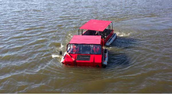 履帶式雙節(jié)森林草原(蘆葦)消防滅火全地形車